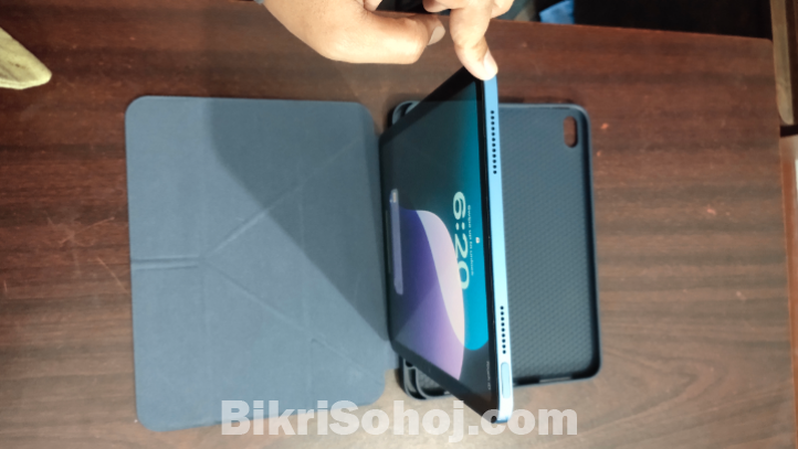 Apple iPad 11 Gen Wi-Fi 128GB (Fresh Condition)